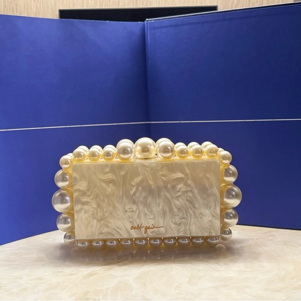 Cult Gaia Eos Pearl Box Clutch - Picture 6 of 16